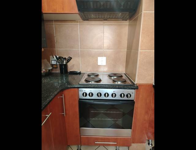 3 BEDROOM APARTMENT FOR SALE IN LENNOXTON